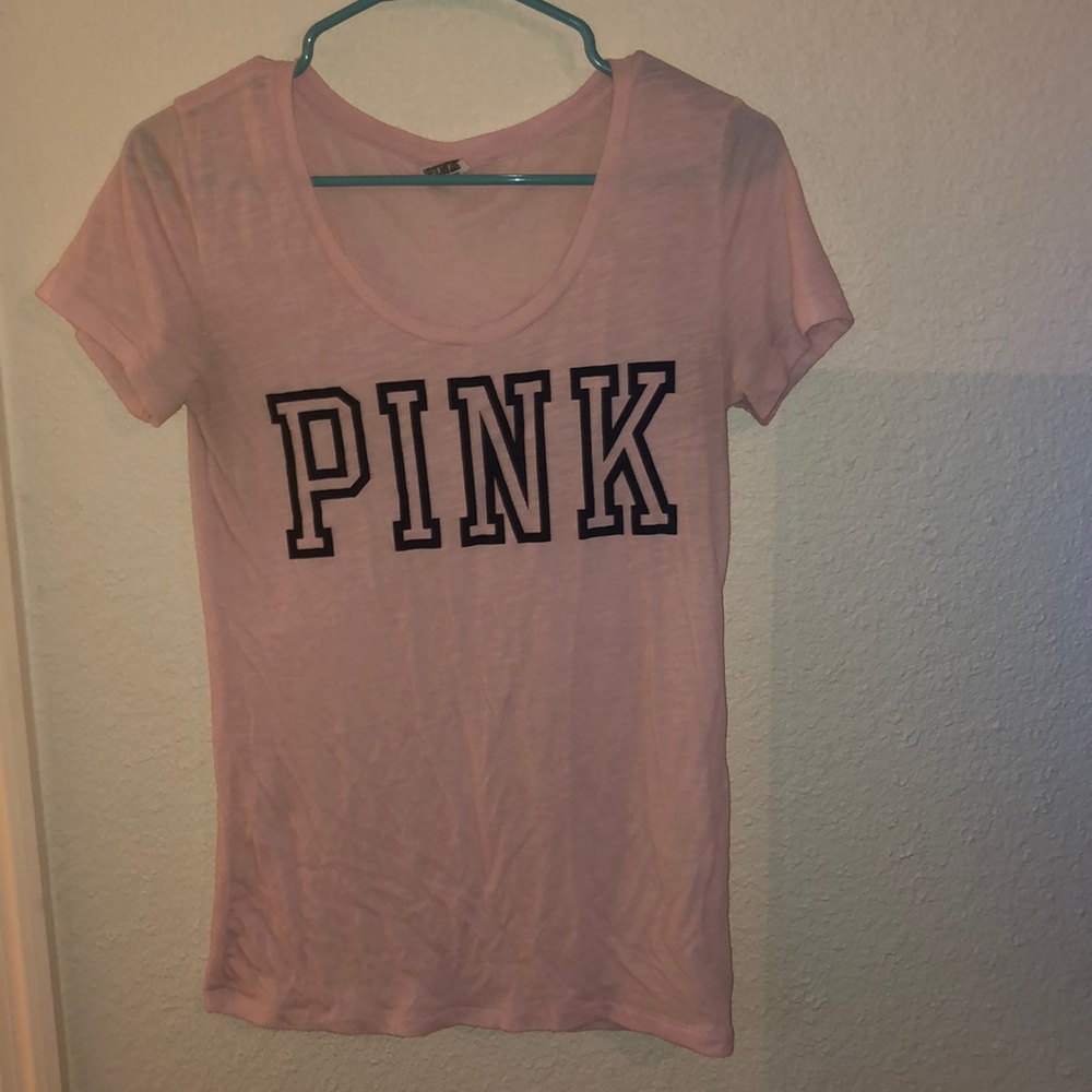 Vs pink tee